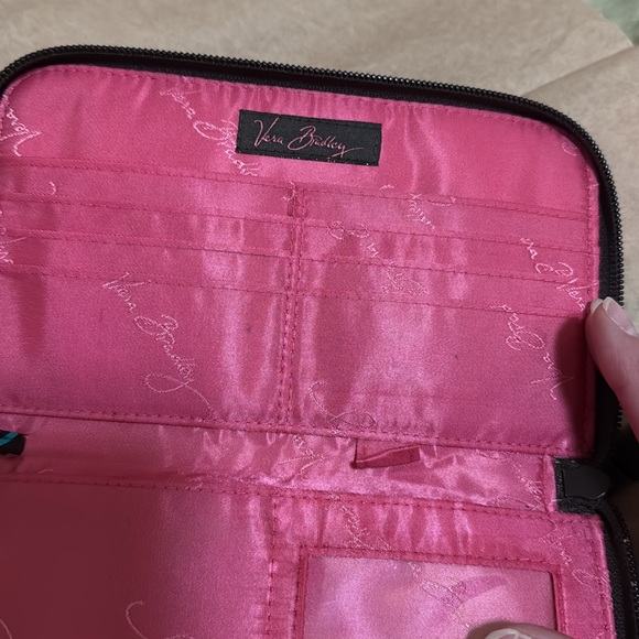 Vera Bradley Wristlet Retired - Picture 4 of 7